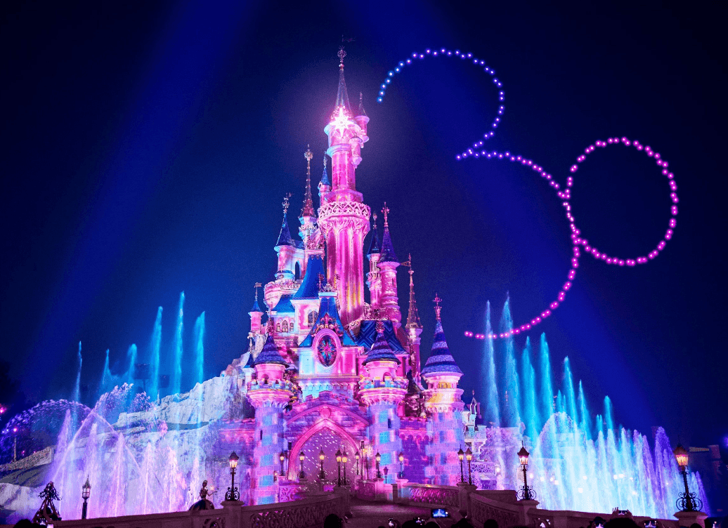 Disneyland Paris 4 ⭐ hotel + return flights 🇫🇷
